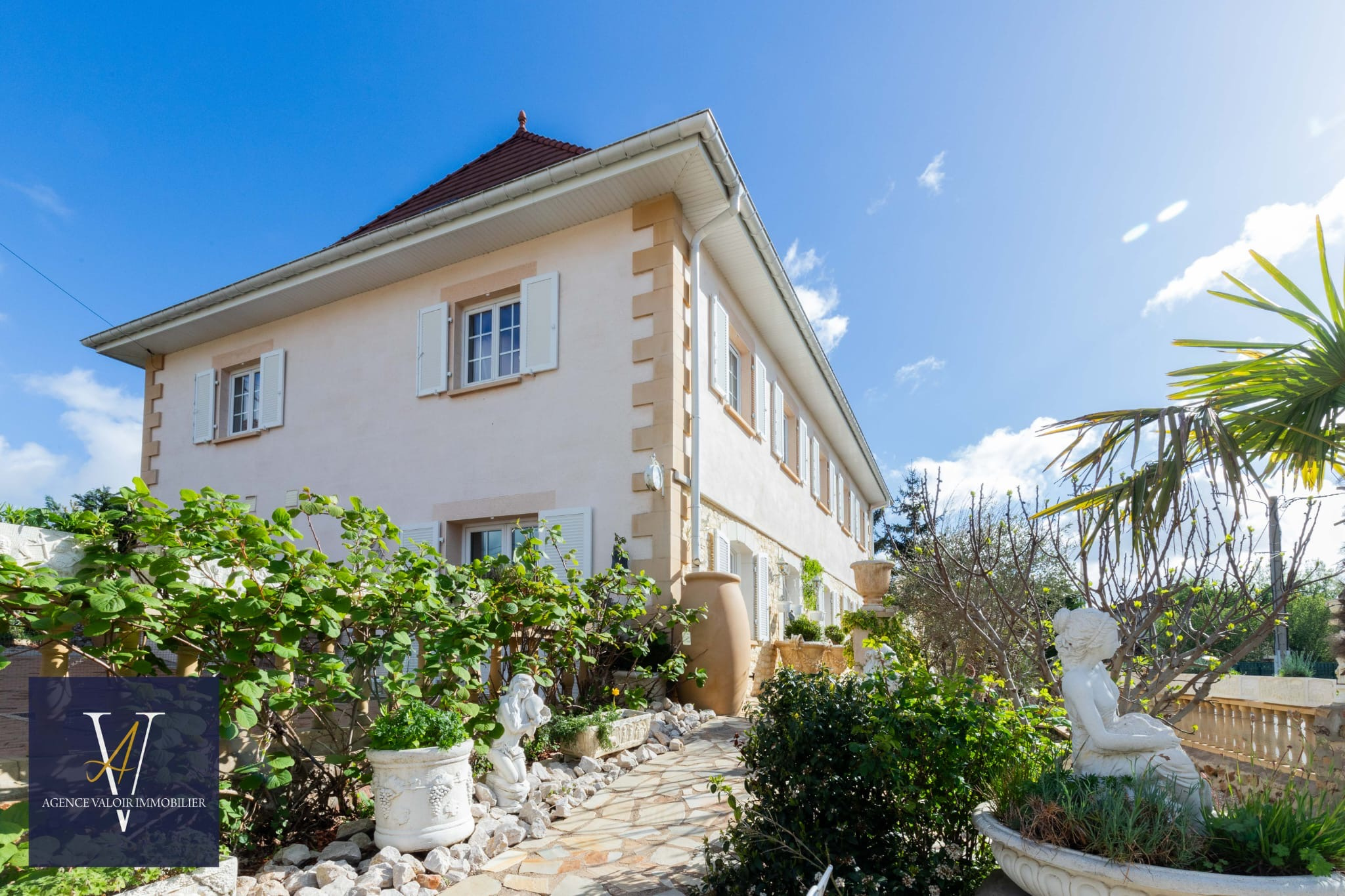 Agence immobilière de  Agence Valoir Immobilier